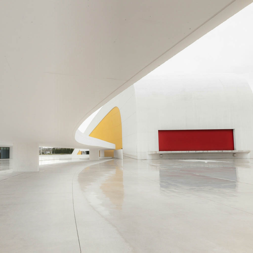 El Fotón 2015. Categoría Instagram. Sexto Puesto. Pedro Luis Ajuriaguerra Saiz. España - Niemeyer  - Tomada en Centro Cultural Oscar Niemeyer  el 15/5/2014
